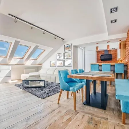 Golden Apartments&glamping-swb115 * Gdansk