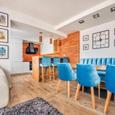 Golden Apartments&glamping-swb115 * Gdansk